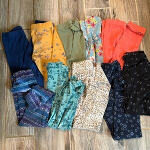 Old Navy Girl’s Colorful Leggings